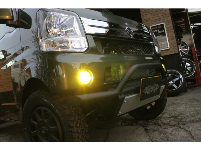 �w�b�g���C�g�Ƀt�H�O�����v��LED�o���u�ɕύX�ς݂ł��B�v���X���C���V���[�g�o���p�[�ɃK�[�h�o�[������