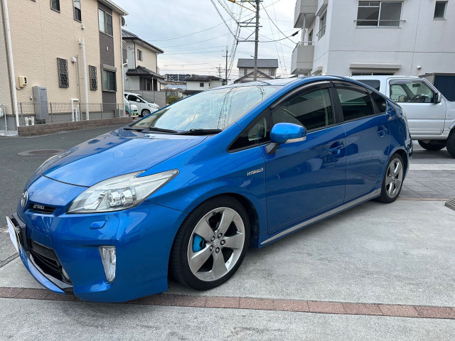 プリウス