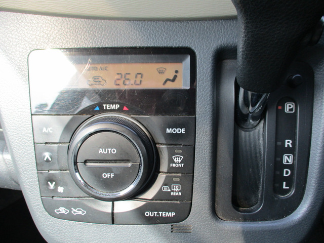 �I�[�g�G�A�R���Ȃ̂ŁA��ɉ��K�ȉ��x�ɒ����ł��܂���