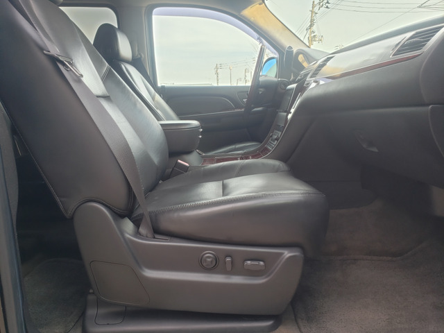 �����x�����z�ɂ́A����p(�ŋ�)�Ȃǂ��܂߂ĎZ�o���Ă���܂��B���X�͕s�����ȏ���p�͈�؂����v���܂���B���Зl�Ƃ͎x�����z���ׂĂ݂Ă��������B