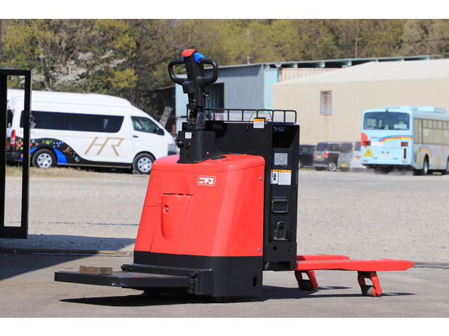 ニチユバッテリーフォークリフト