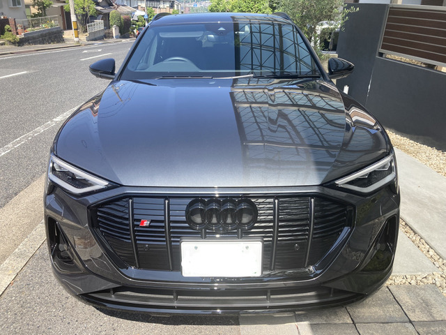 e-tron S(アウディ) 4WD　低走行 サンルーフ 電気自動車 中古車画像