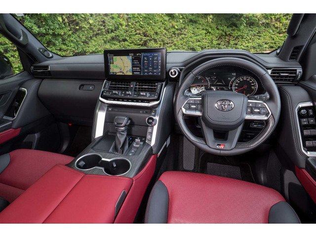 ランドクルーザー3003.3 GRスポーツ ディーゼル 4WD