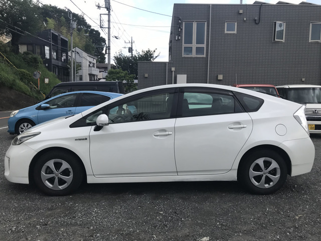 プリウス