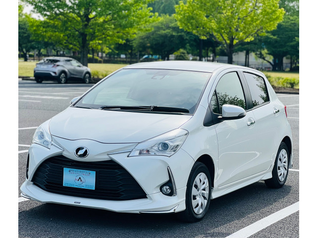 ヴィッツ(トヨタ) 1.0 F セーフティ エディションIII　スマートキー LEDヘッドライト キーレス 中古車画像