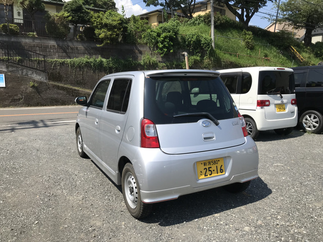ダイハツ エッセ カスタム 4WD ☆走行距離28,000km☆室内