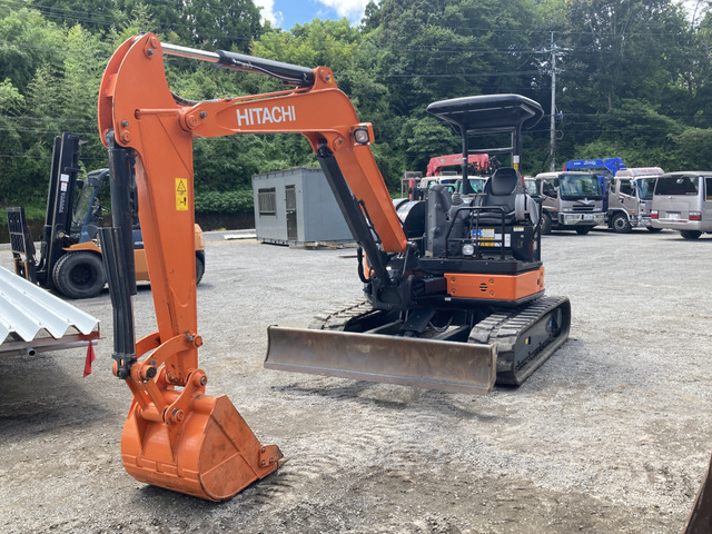 日立油圧ショベル