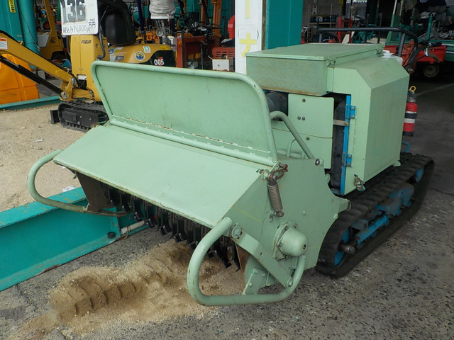 バロネス乗用草刈機