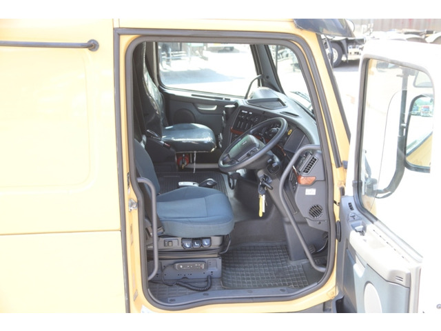 ボルボトラック