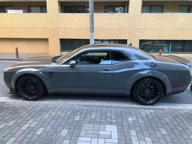 チャレンジャーSRT ヘルキャット