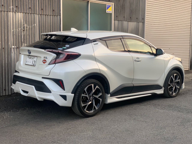 C-HRハイブリッド 1.8 G