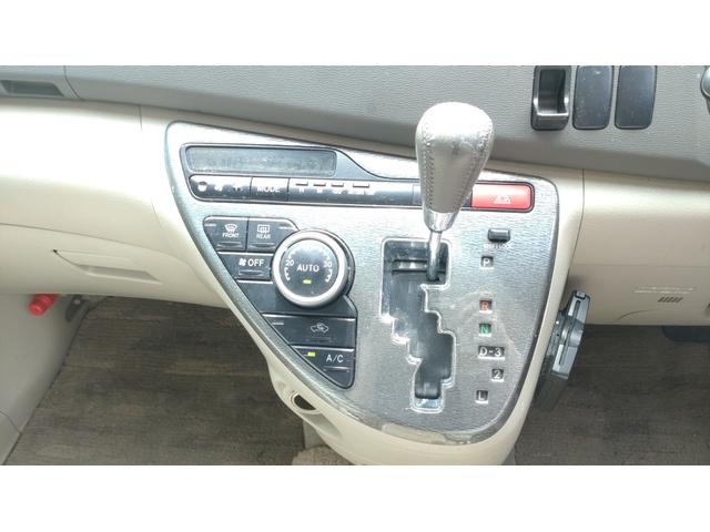 ���i�����ގ��ɕK�����삷�郌�o�[�ł��B����̂��₷�����̂ɂȂ��Ă��܂��B���Ј�x�̊����Ă��������B