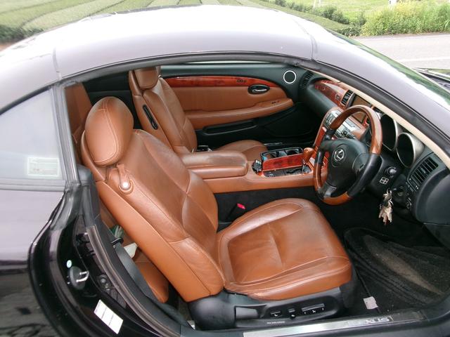 �^�]����ۂ̐S�n�悳�̓V�[�g���啔�����߂邩�Ǝv���܂��B�����為�Ј�x���Ԃ����m�F���������B