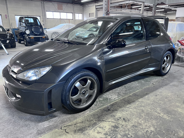 �������S��������z�\�ł��B�o�^�[�Ԃ̊y�X�֗��ȃv���������p�ӂ��Ă���܂��̂ł����S���������B