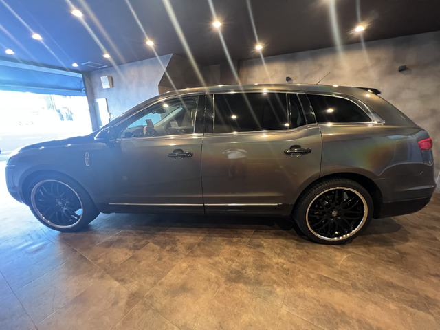 リンカーン MKT 3.5 エコブースト 4WD グロスアーバンジャングル