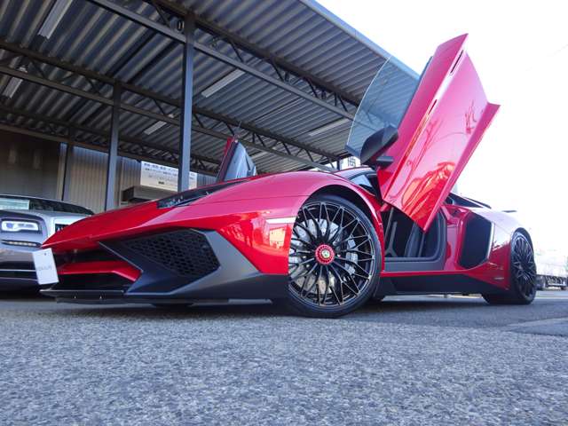 ランボルギーニ アヴェンタドール SV 4WD 世界600台限定車 正規