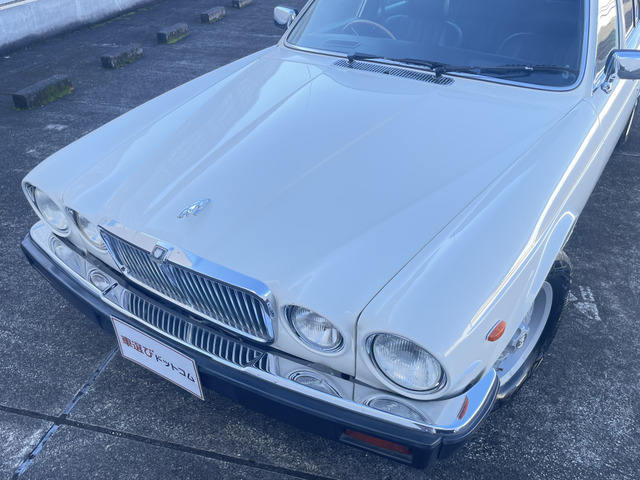 ジャガー XJ XJ6 4.2/シリーズ3/青革/新品タイヤ 358.0万円 昭和58年(1983年) 神奈川県 中古車 - 価格.com