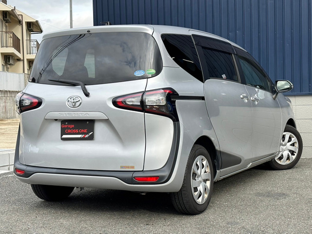 トヨタ シエンタ 1.5 G ☆7人乗り☆純正7インチナビ☆フルセグT
