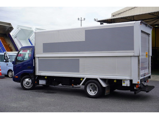 �o���E�g���b�N�Ƃ���1��1��d�l�̈قȂ镨�����A���m���Ɋ�Â�������₷�����������Ē����܂��B