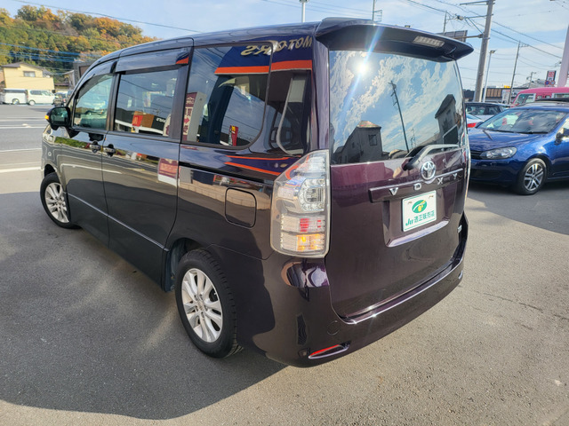 ヴォクシー2.0 ZS