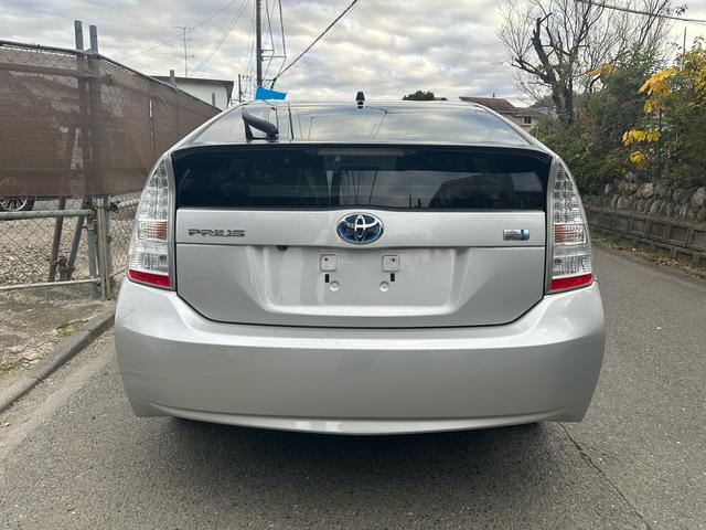 プリウス1.5 G