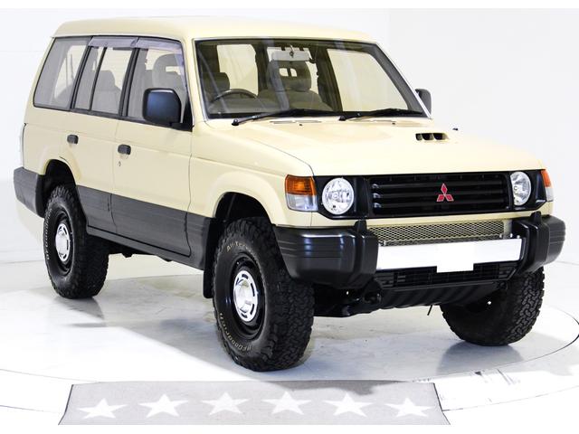 三菱 パジェロ 2.8 ミッドルーフ XJ ディーゼル 4WD 丸目仕様 ナローボディ LEDイカリングヘッドライト キーレス 208.0万円  平成7年(1995年) 群馬県 中古車 - 価格.com