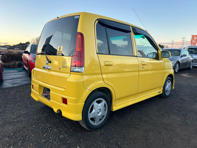 【下取・買取】もし、下取車輌がございましたら、高額査定をお約束させて頂きます。下取予定車輌の詳細をお教え頂けましたら幸いです。(国産車、輸入車問いません)