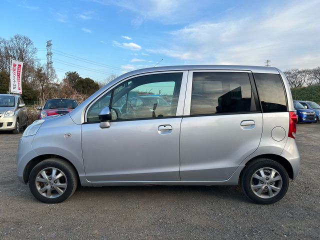 ���ׂȎ��ł��\���܂���̂ŁA���C�y�ɂ��₢���킹���������B