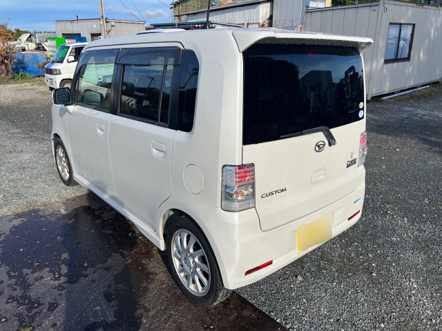 ムーヴコンテカスタム RS