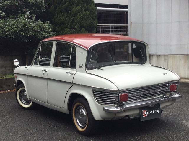 マツダ キャロル 1969年式 軽初4ドア車 クリフカット 198.0万円