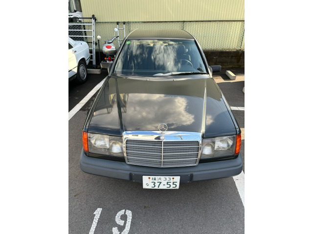 ミディアムクラス(メルセデス・ベンツ) 300E 中古車画像