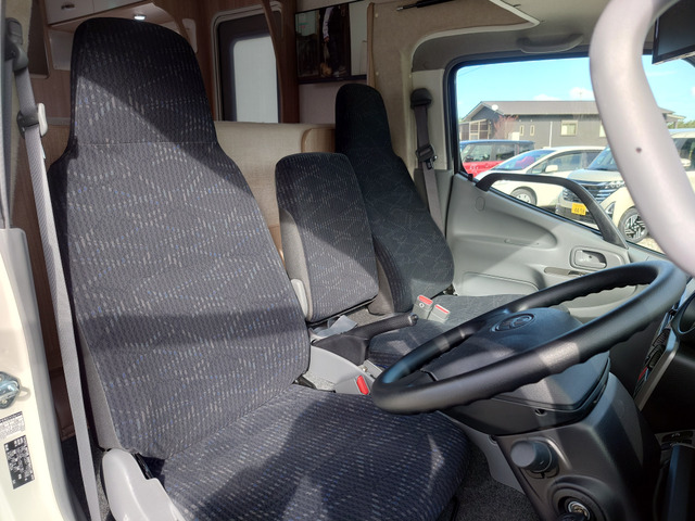 ���X�͊e���[�J�[�_�C�A�O�e�X�^�[�����B��[�Ԍ�̃A�t�^�[���������S�ł��B