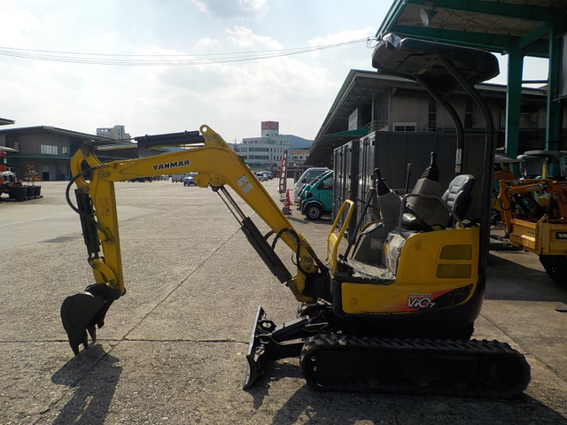 ヤンマーミニショベル