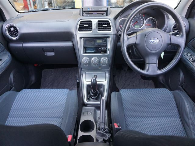 インプレッサ1.5 15i 4WD