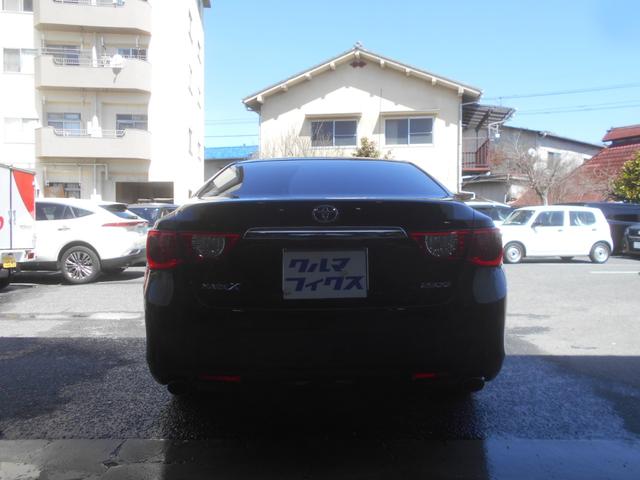 ����^�̐������ꂽ�f�U�C�������͂̃Z�_���B