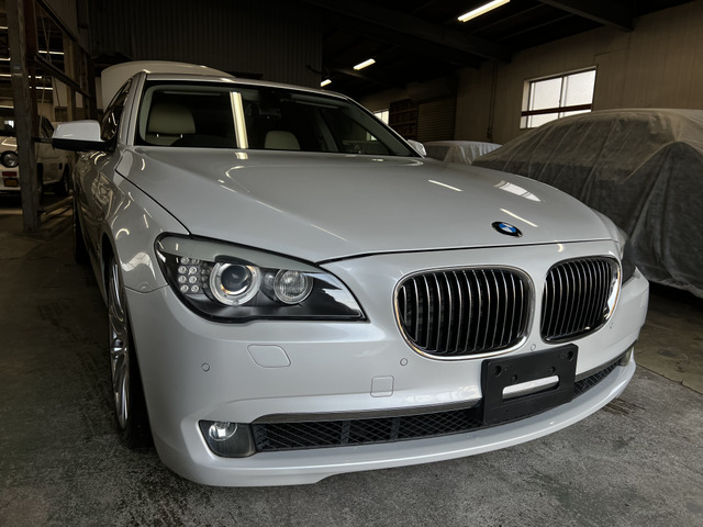 BMW 7シリーズ ホワイト(白)の中古車一覧｜中古車検索 - 価格.com