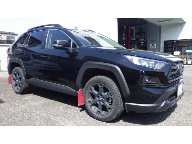 RAV42.0 アドベンチャー オフロードパッケージ 4WD