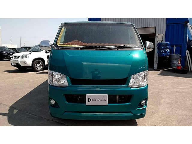 �g���b�N�̔̔��┃��A�����^���Ȃǂ��s���Ă���܂��B���v�]�͂��C�y�ɂ��⍇�����������B