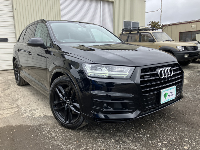 アウディ Q7 3.0 TFSI クワトロ 4WD 21アルミ サンルーフ バング