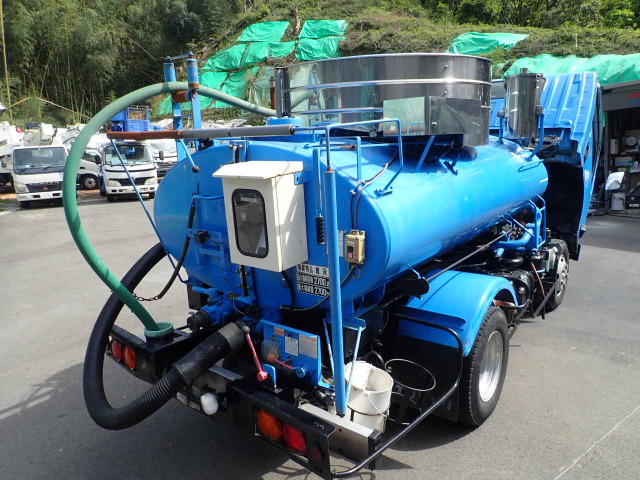 いすゞ エルフ 3.0 高床 ディーゼル 糞尿車 2.7t 東急