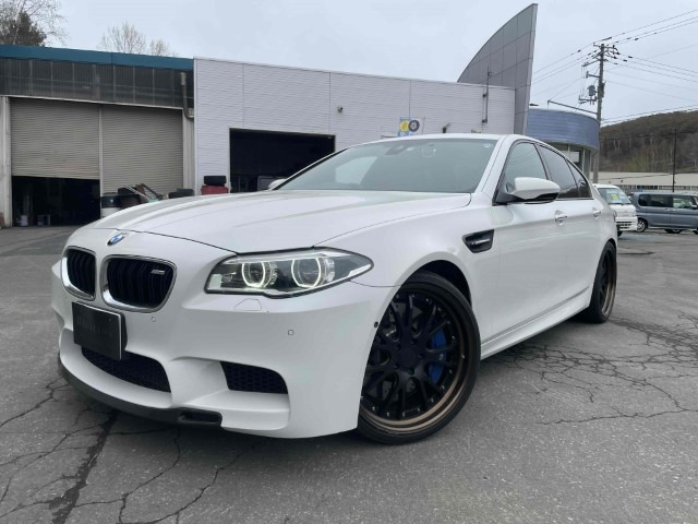 M5(BMW) 4.4 中古車画像