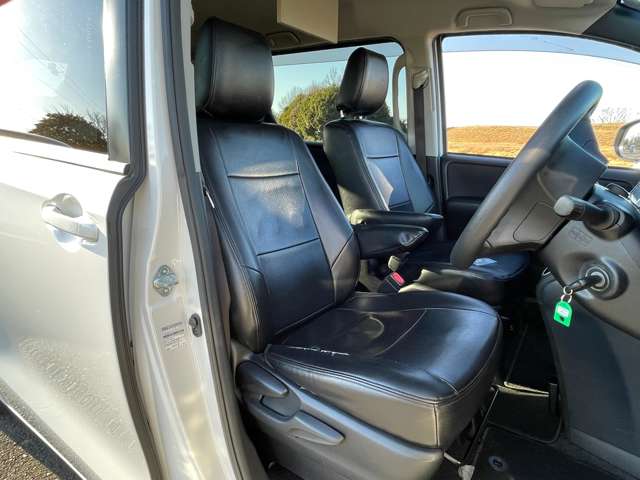 ヴォクシー2.0 X Cパッケージ