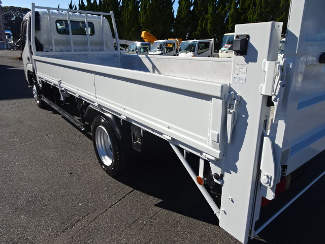 �O���́A�L�Y�A�T�r�A�G�N�{�A�����A�M�h�A���ꑽ������܂����N���ɂ��Ă͂ƂĂ��Y��ł��B �E���A�e�[�������Y����L��(�v����)