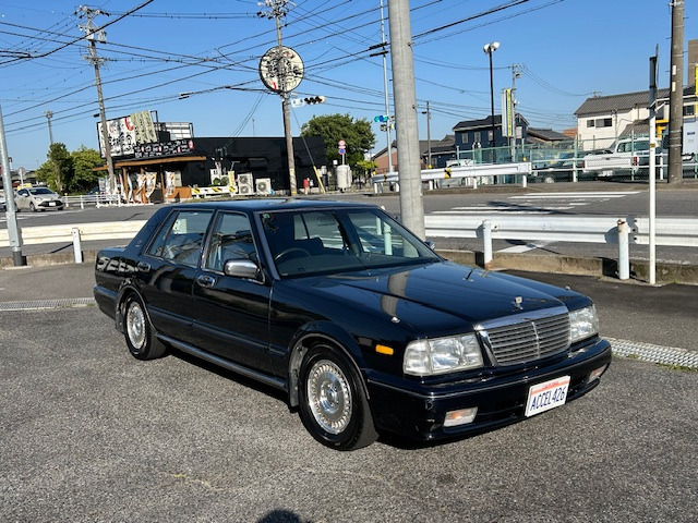 日産 セドリックの中古車・相場情報｜中古車検索 - 価格.com