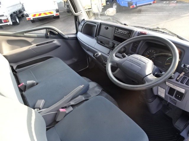 �����͔N���ɂ��Ă��Y�킾�Ǝv���܂��B �n���h���C��L��B ���V�[�g��C�՗L��B �W�����b�N�E��h�A�s�ǁB