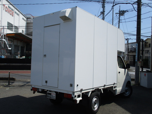 タウンエーストラック1.5 DX Xエディション