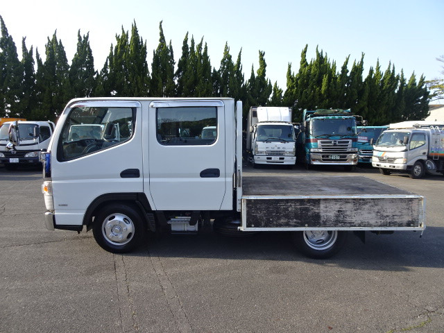 �y�����@�^�z4P10 �y���r�C�ʁz3000/D �y��Ԓ���z6�l �y�ő�ύځz2000kg �y�ԑ��d�ʁz2300kg