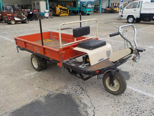 ウインブルヤマグチ林内作業車