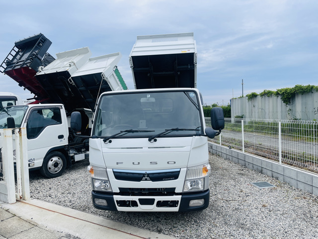 キャンターダンプ