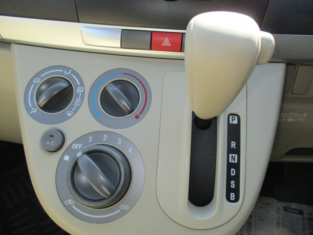 ���G�A�R���E�V�t�g���o�[����ł���